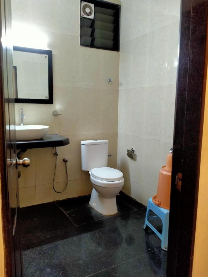 Hotel Green Park Suites Манипала Экстерьер фото