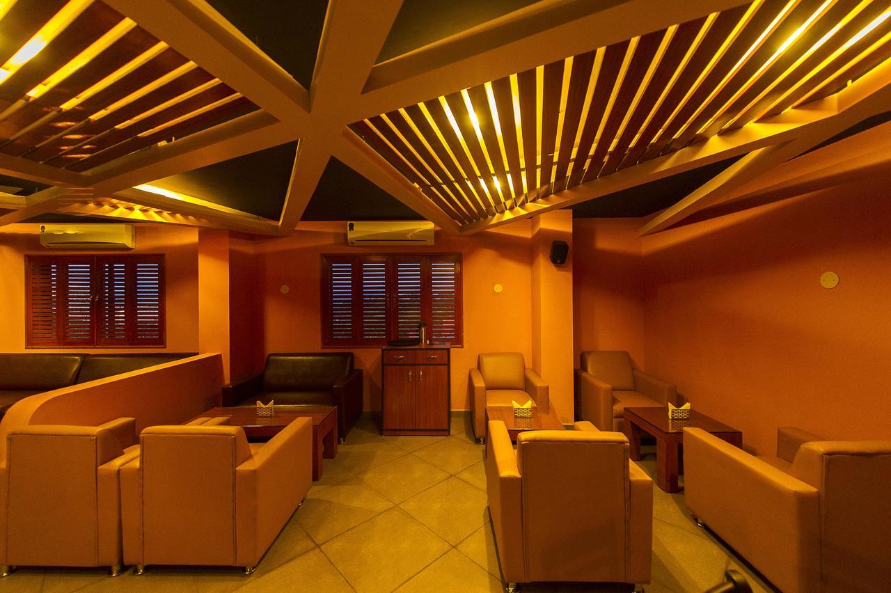 Hotel Green Park Suites Манипала Экстерьер фото